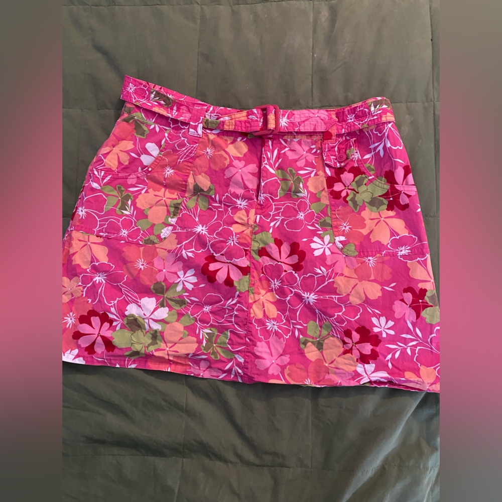 White Stag Skort in Bright Pink retro style floral size 14